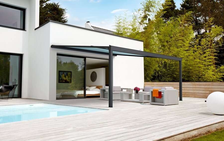 Pergolas et stores